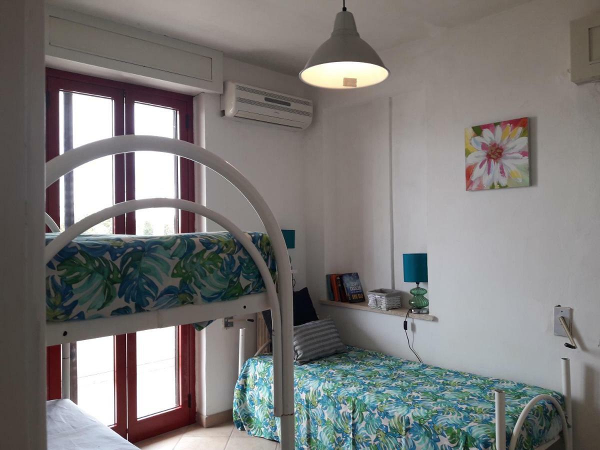 Stella Marina Villa ซันตีซิโดโร ภายนอก รูปภาพ